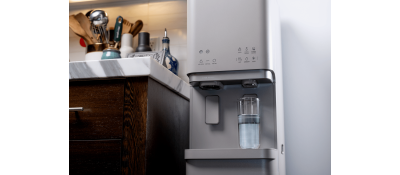 5 Reasons to Use a Bottleless Water Cooler Dispenser