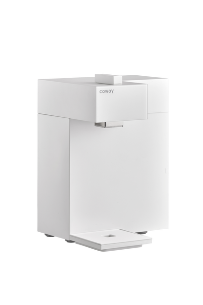 The Coway Switch utilizes a multi-stage filtration system that effectively reduces chlorine, heavy metals, particulates, and unpleasant odors. Countertop fits in any type of kitchen.  Instal freely to fit your kitchen layout.
No power connection needed, no installation worries, and no electricity cost.
Nano Trap Filter that removes microplastics and heavy metals.
Easy self-maintenance, from disassembly and cleaning to filter replacement.
